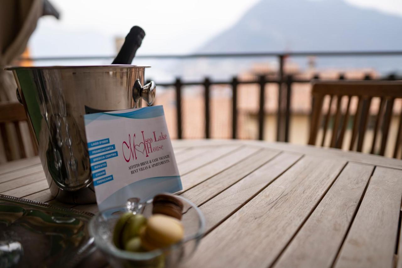 Romantic Lake View House Сульцано Экстерьер фото